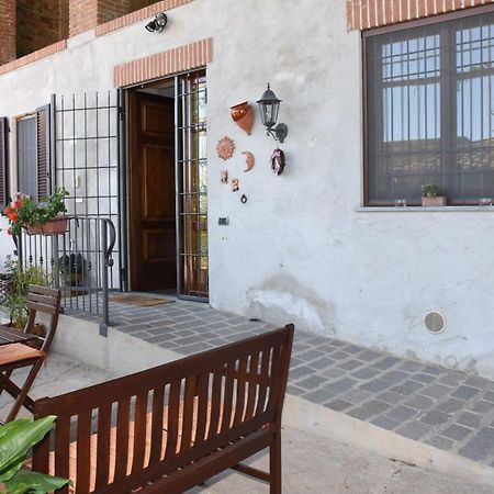 La Casa Di Enzo Bed & Breakfast Lequio Tanaro Exterior foto