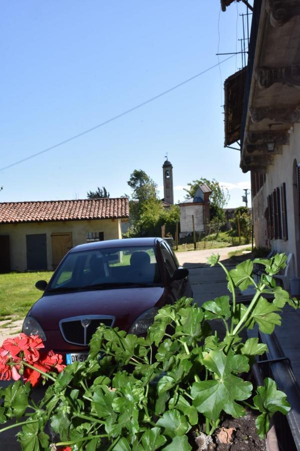 La Casa Di Enzo Bed & Breakfast Lequio Tanaro Exterior foto