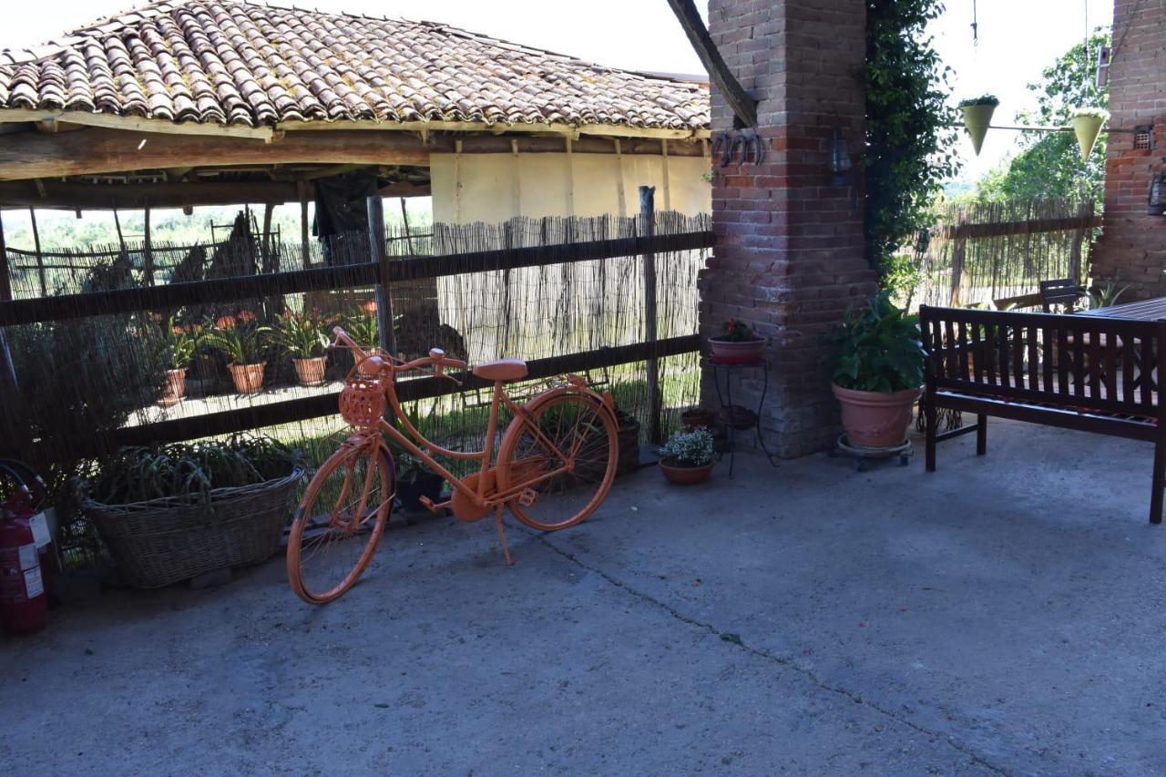 La Casa Di Enzo Bed & Breakfast Lequio Tanaro Exterior foto