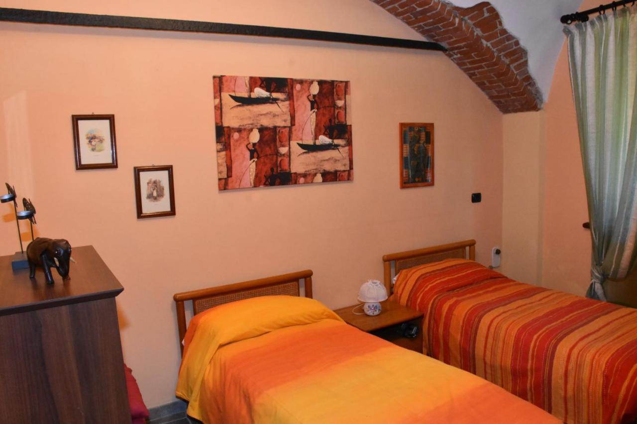 La Casa Di Enzo Bed & Breakfast Lequio Tanaro Exterior foto