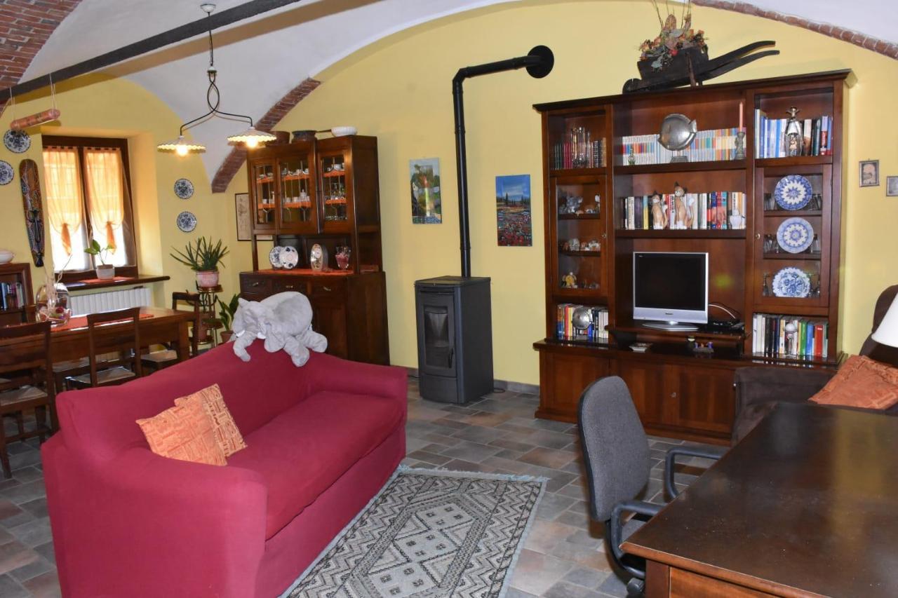 La Casa Di Enzo Bed & Breakfast Lequio Tanaro Exterior foto